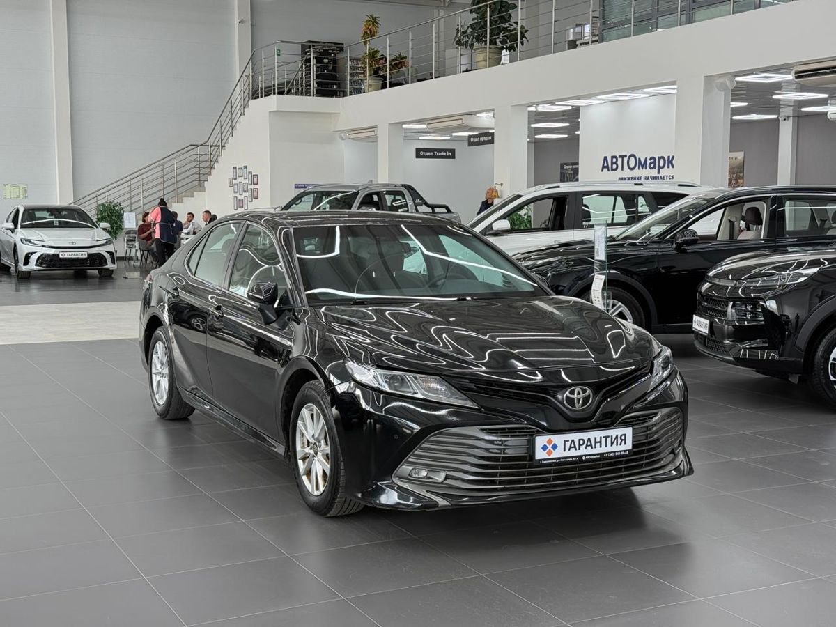 Toyota Camry VIII (XV70) 2.0 AT (150 л.с.) 2019
