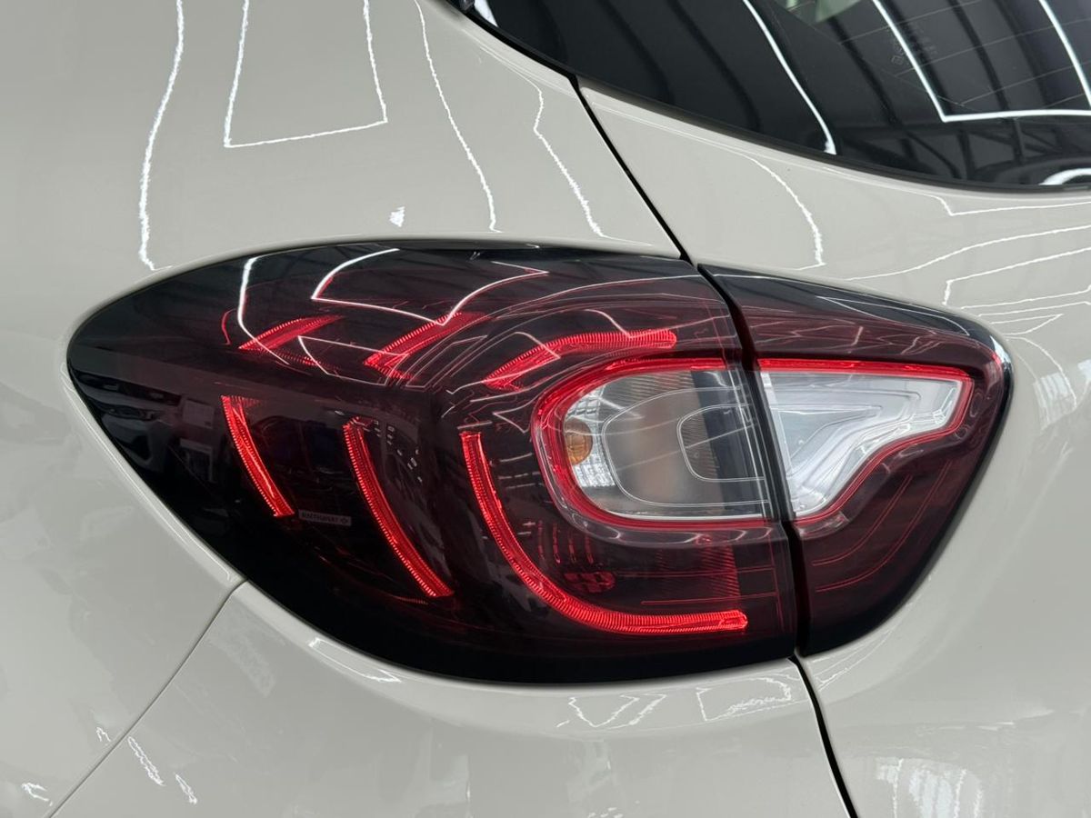 Renault Kaptur I 1.6 CVT (114 л.с.) Drive 2019 — фото 3