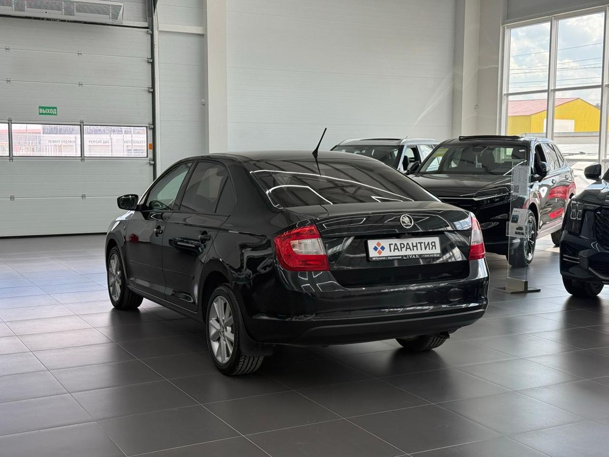 Skoda Rapid I 1.6 MT (105 л.с.) 2015 — фото 2