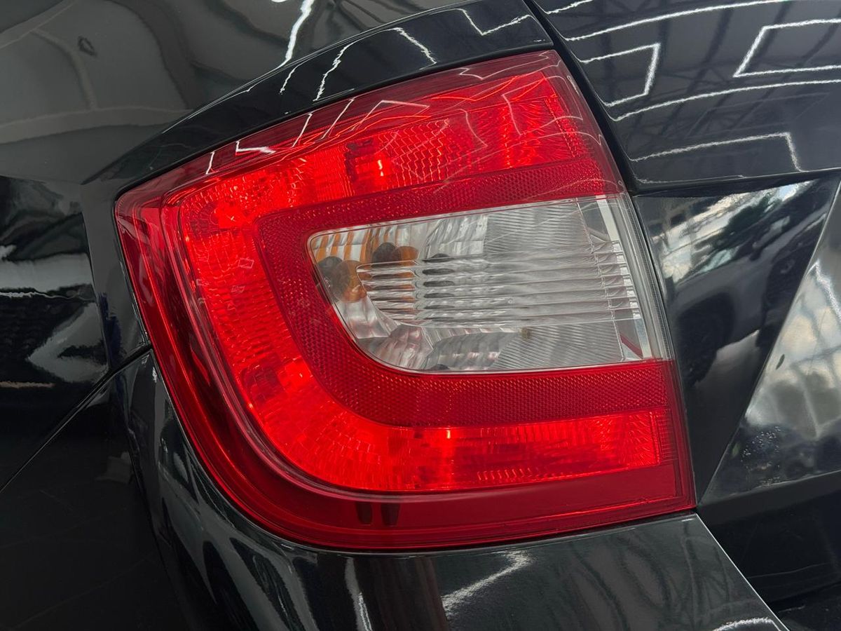 Skoda Rapid I 1.6 MT (105 л.с.) 2015 — фото 3