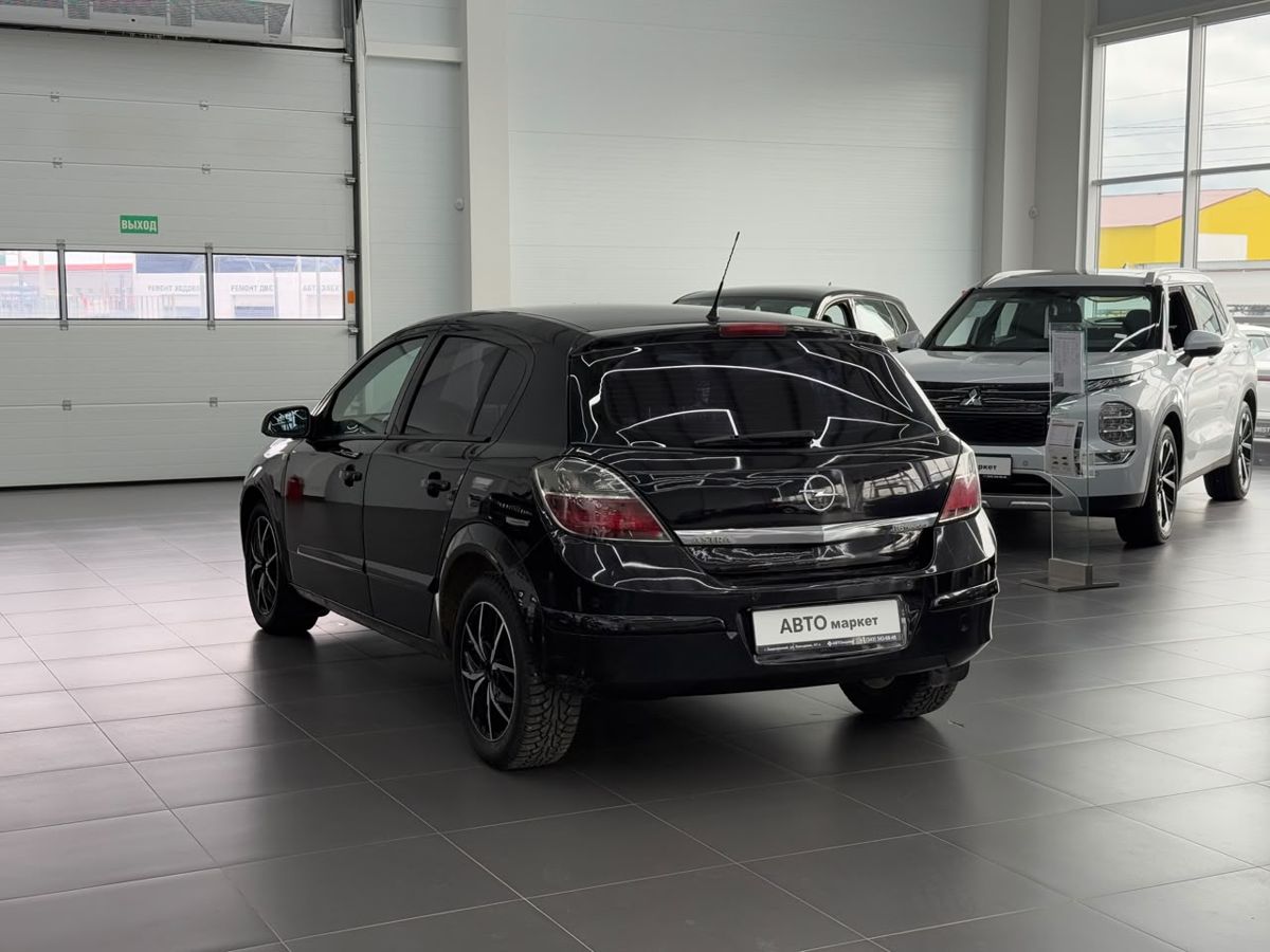 Opel Astra H 1.6 AMT (105 л.с.) 2007 — фото 2