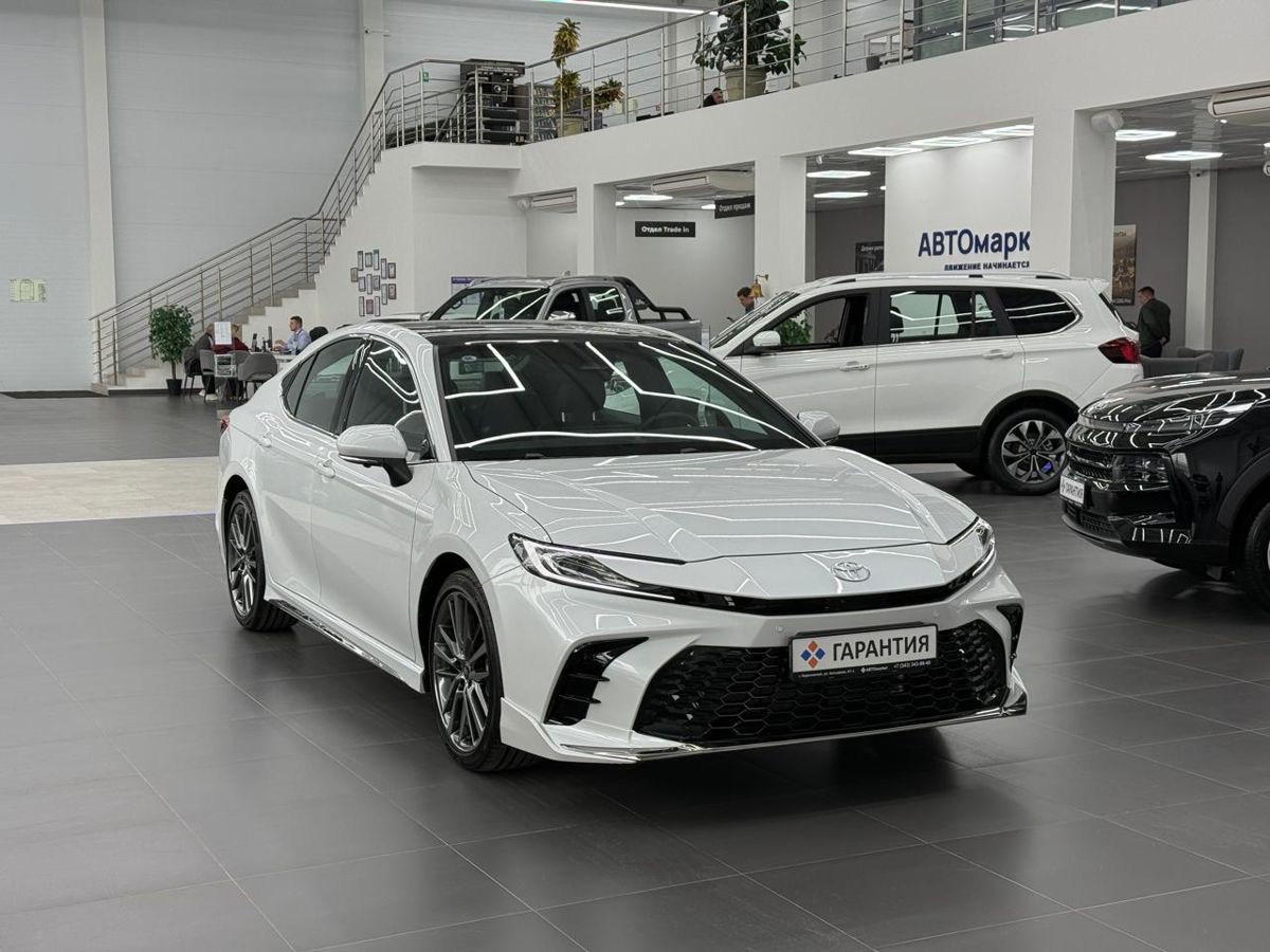 Toyota Camry IX (XV80) China Market 2.0hyb CVT (197 л.с.) 2026