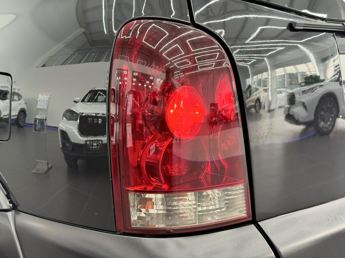 SsangYong Rexton I 2.7d AT (163 л.с.) 4WD 2005 — фото 3