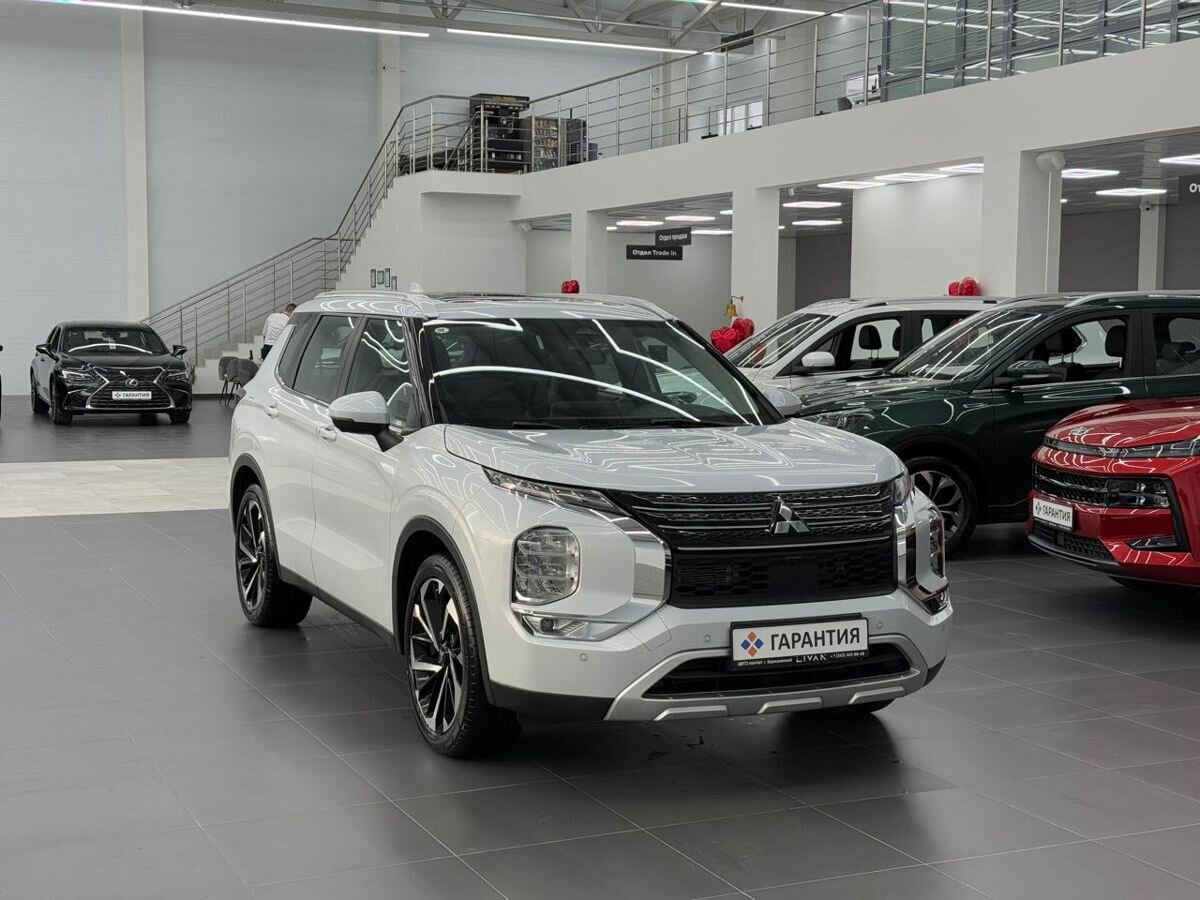 Mitsubishi Outlander IV 1.5 CVT (163 л.с.) 4WD Exclusive Edition AWD 2022