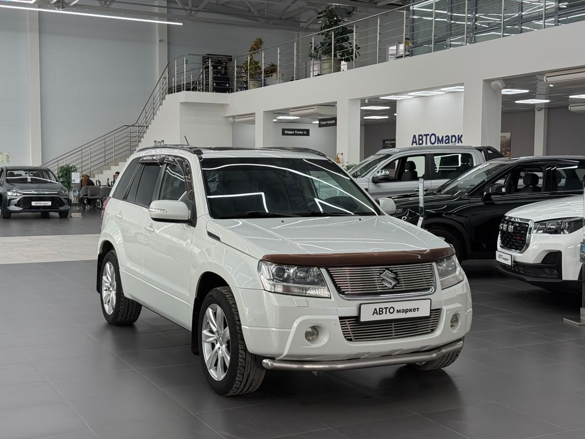 Suzuki Grand Vitara II Рестайлинг 2.4 AT (169 л.с.) 4WD JLX-E 2011