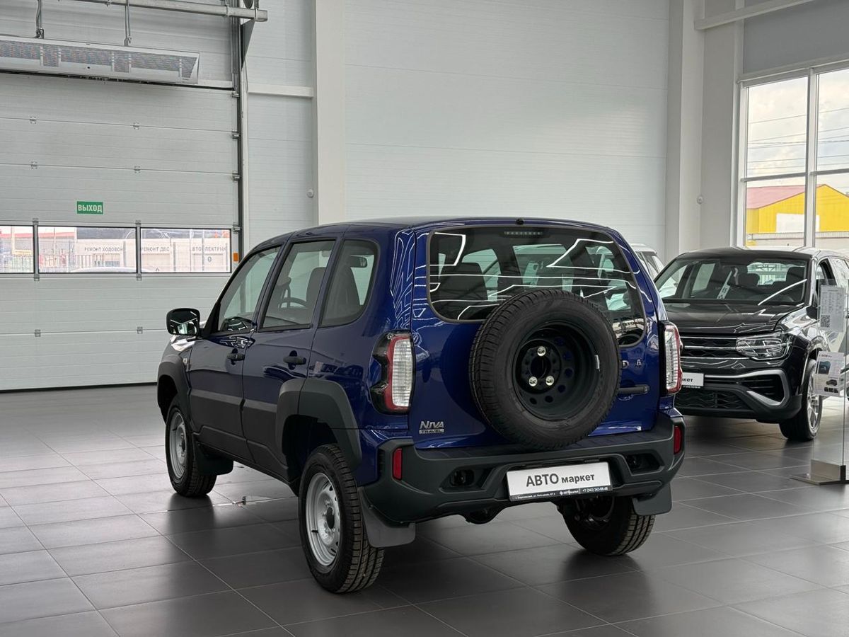 Lada (ВАЗ) Niva Travel I Рестайлинг 1.8 MT (90 л.с.) 4WD 2026 — фото 2