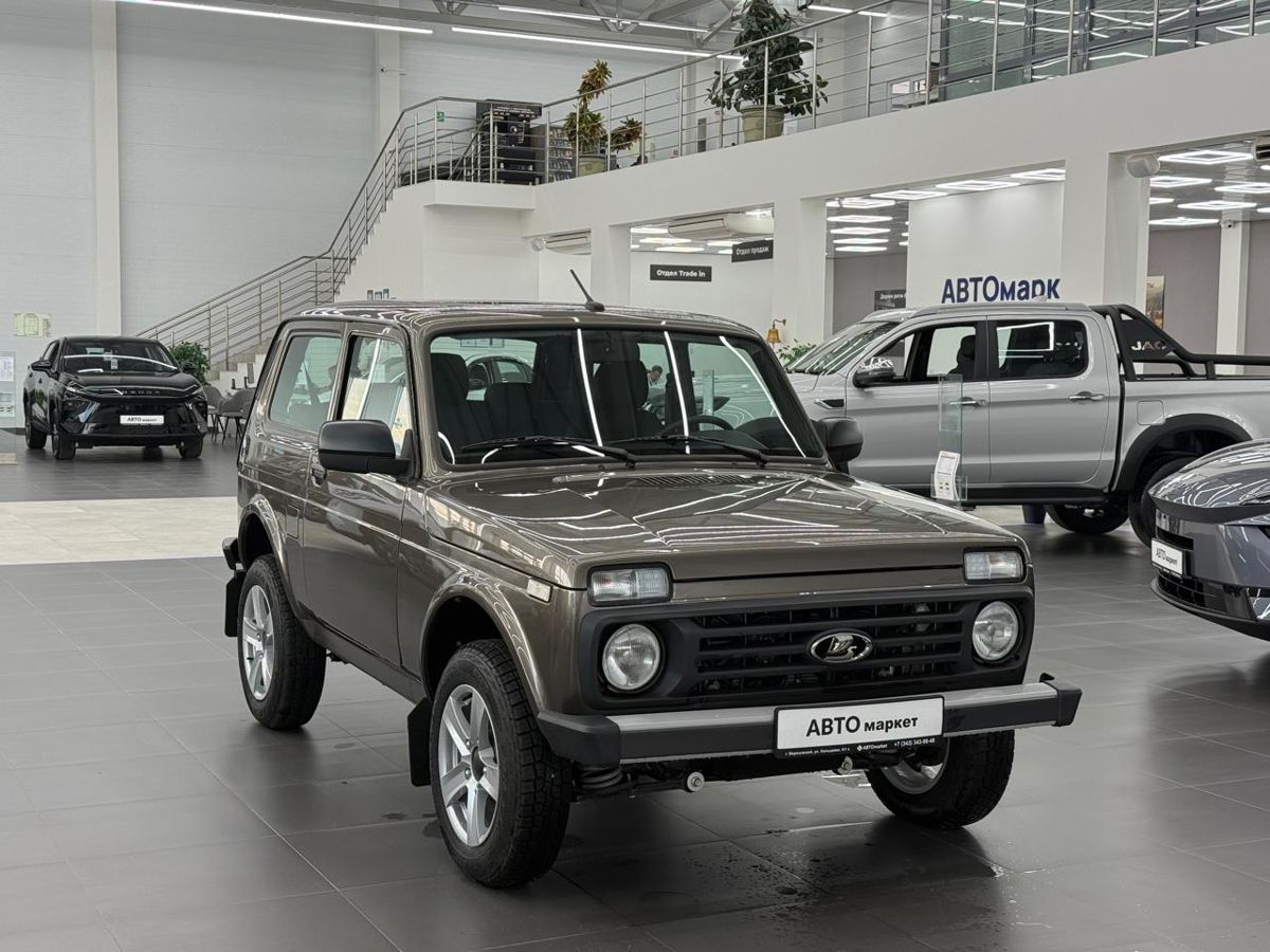 Lada (ВАЗ) Niva Legend 1.7 MT (83 л.с.) 4WD 2026