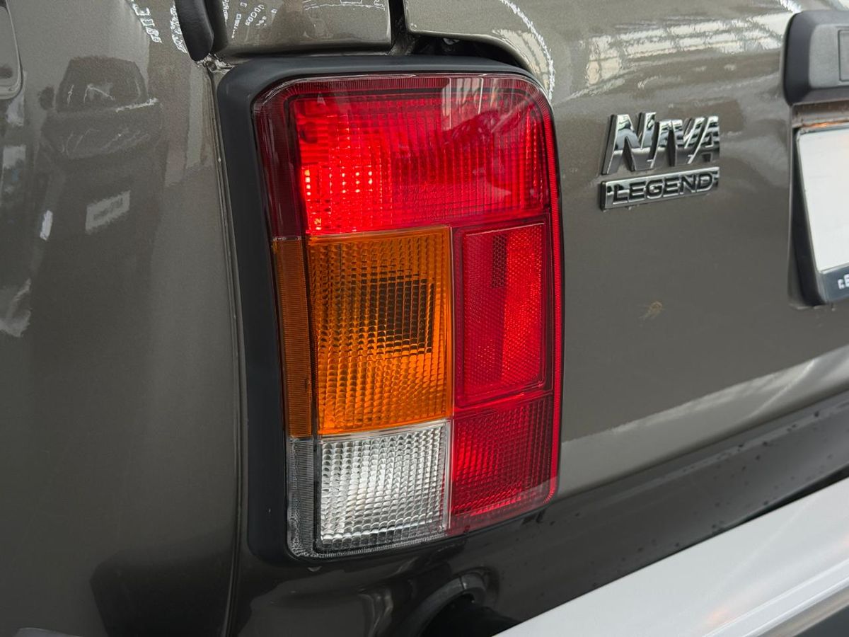 Lada (ВАЗ) Niva Legend 1.7 MT (83 л.с.) 4WD 2026 — фото 3