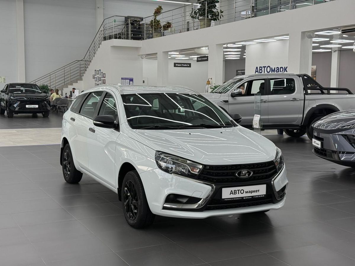 Lada (ВАЗ) Vesta I SW 1.6 MT (106 л.с.) 2020