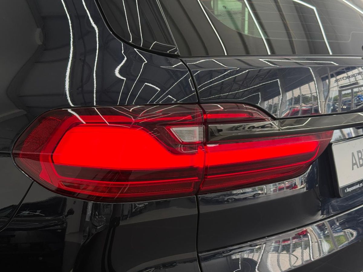BMW X7 I (G07) 30d 3.0d AT (249 л.с.) 4WD xDrive30d M Sport Pro 2020 — фото 3