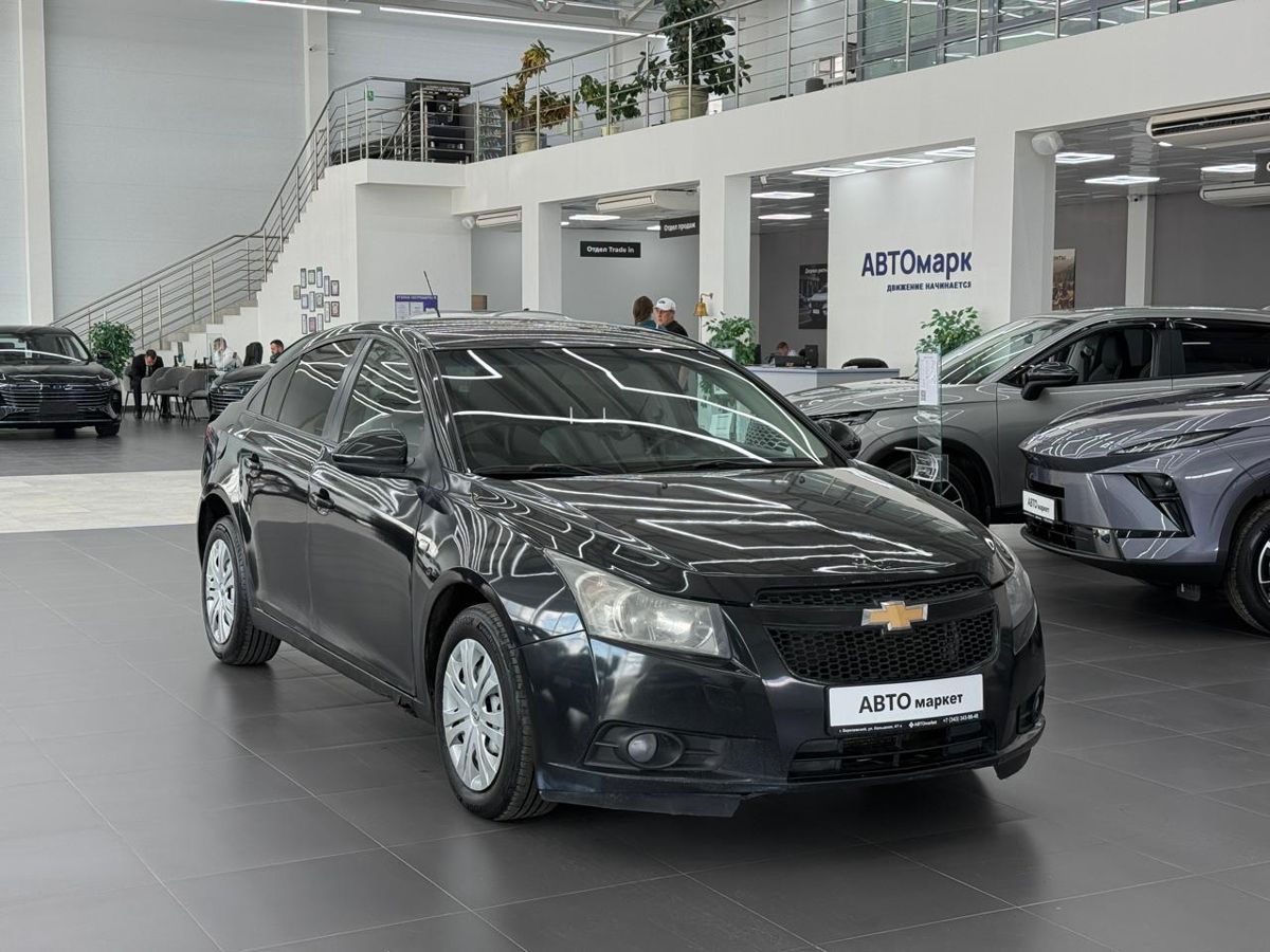 Chevrolet Cruze I 1.6 AT (109 л.с.) LS 2012