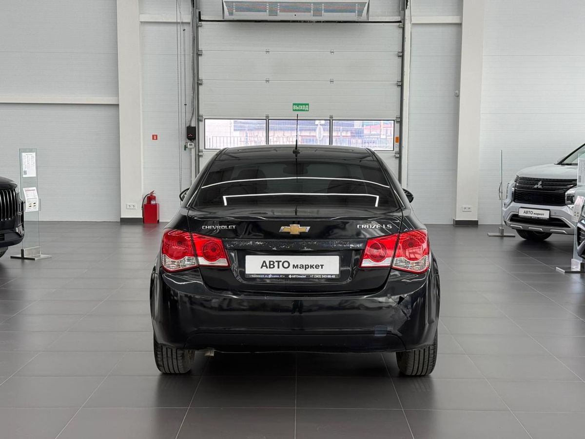 Chevrolet Cruze I 1.6 AT (109 л.с.) LS 2012 — фото 3