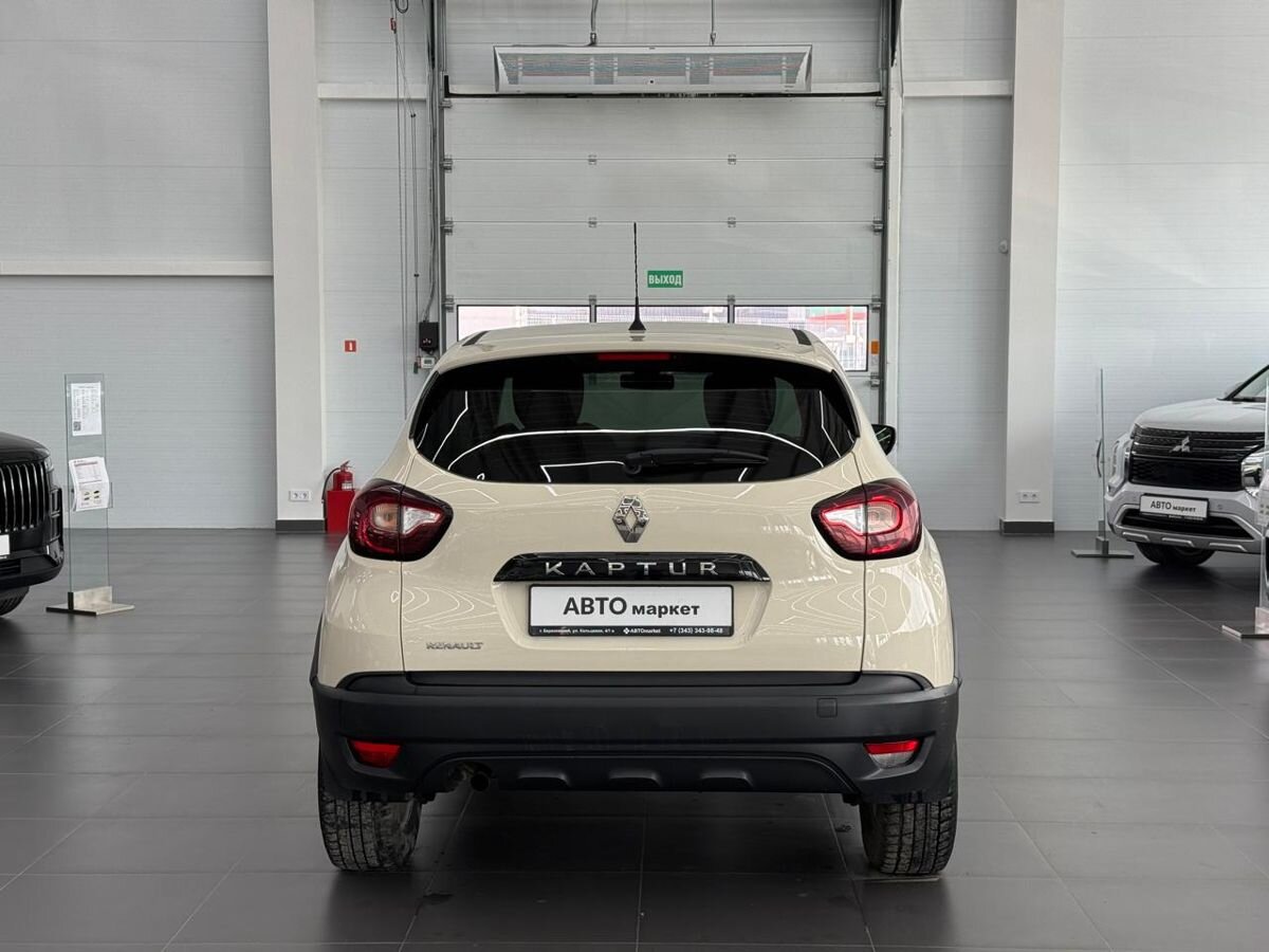 Renault Kaptur I 1.6 CVT (114 л.с.) Drive 2019 — фото 3