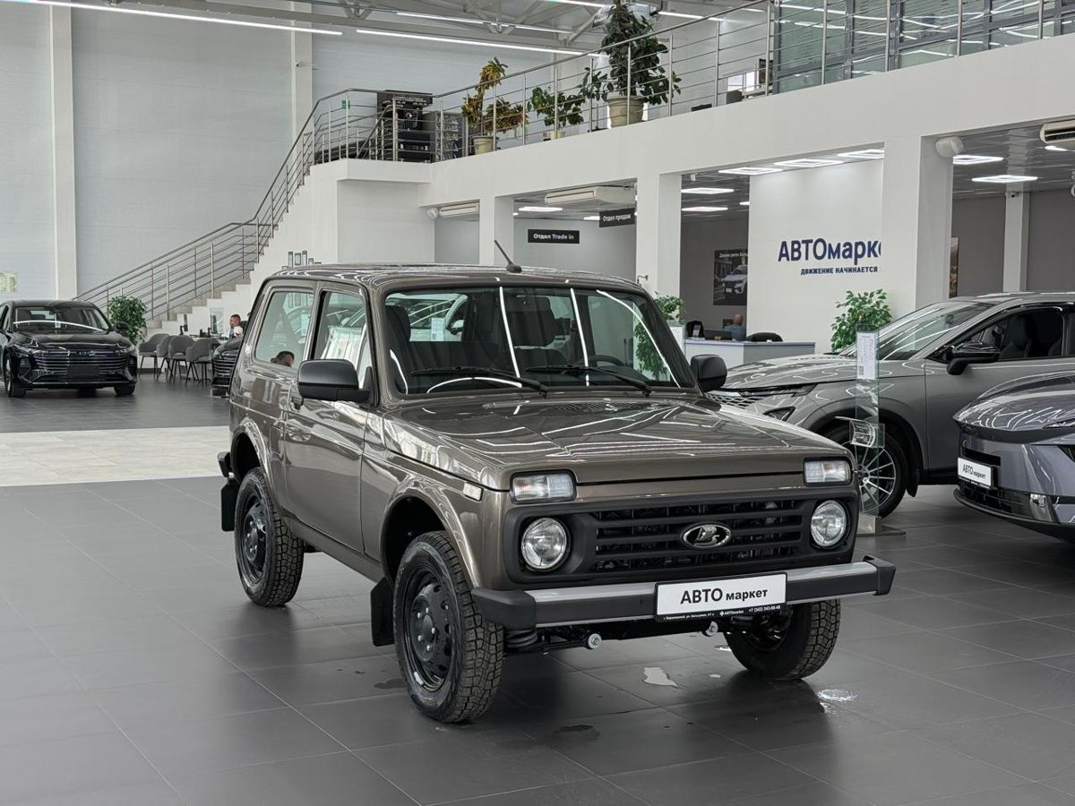 Lada (ВАЗ) Niva Legend 1.7 MT (83 л.с.) 4WD 2026