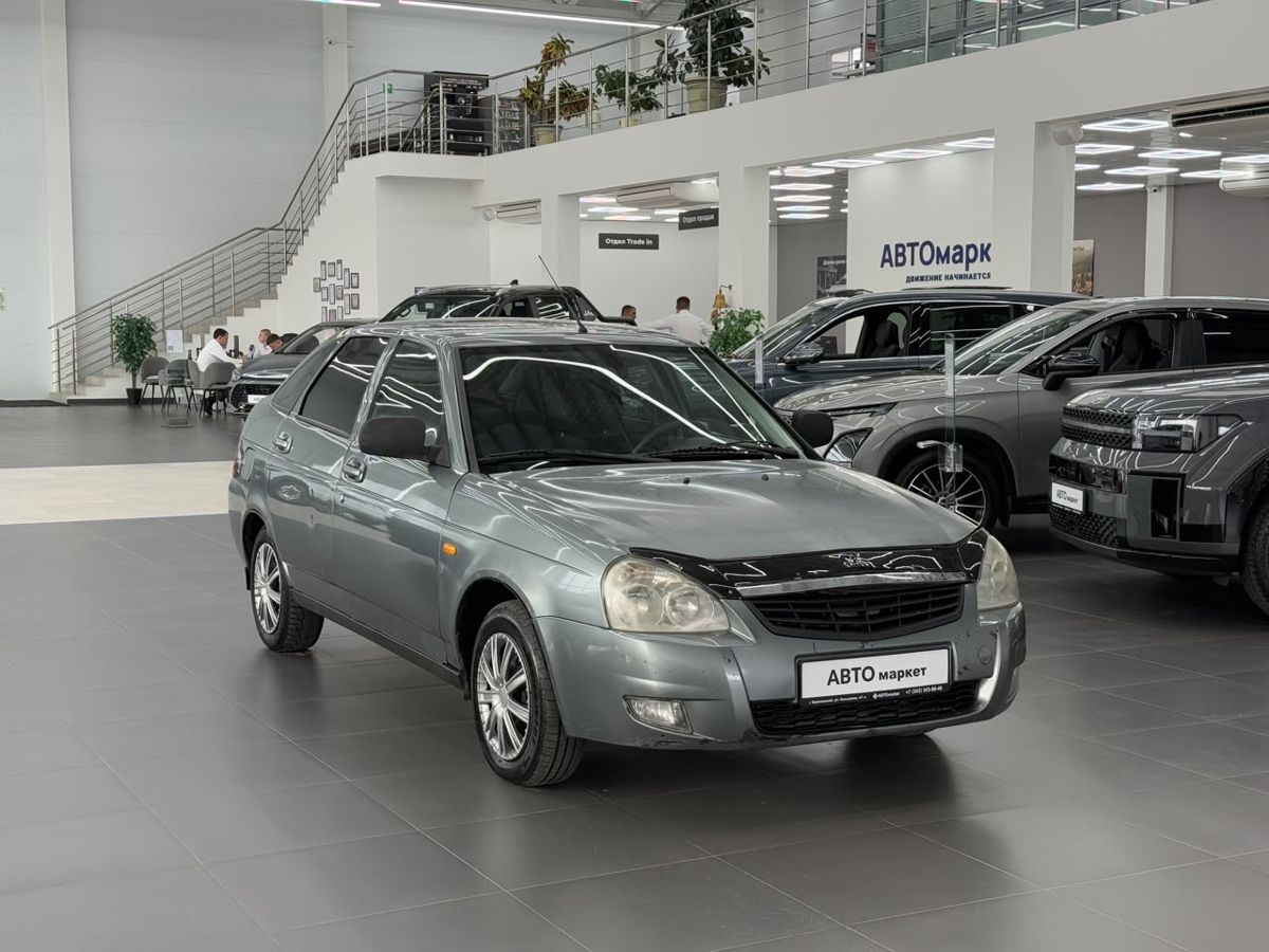 Lada (ВАЗ) Priora I 1.6 MT (98 л.с.) 2009