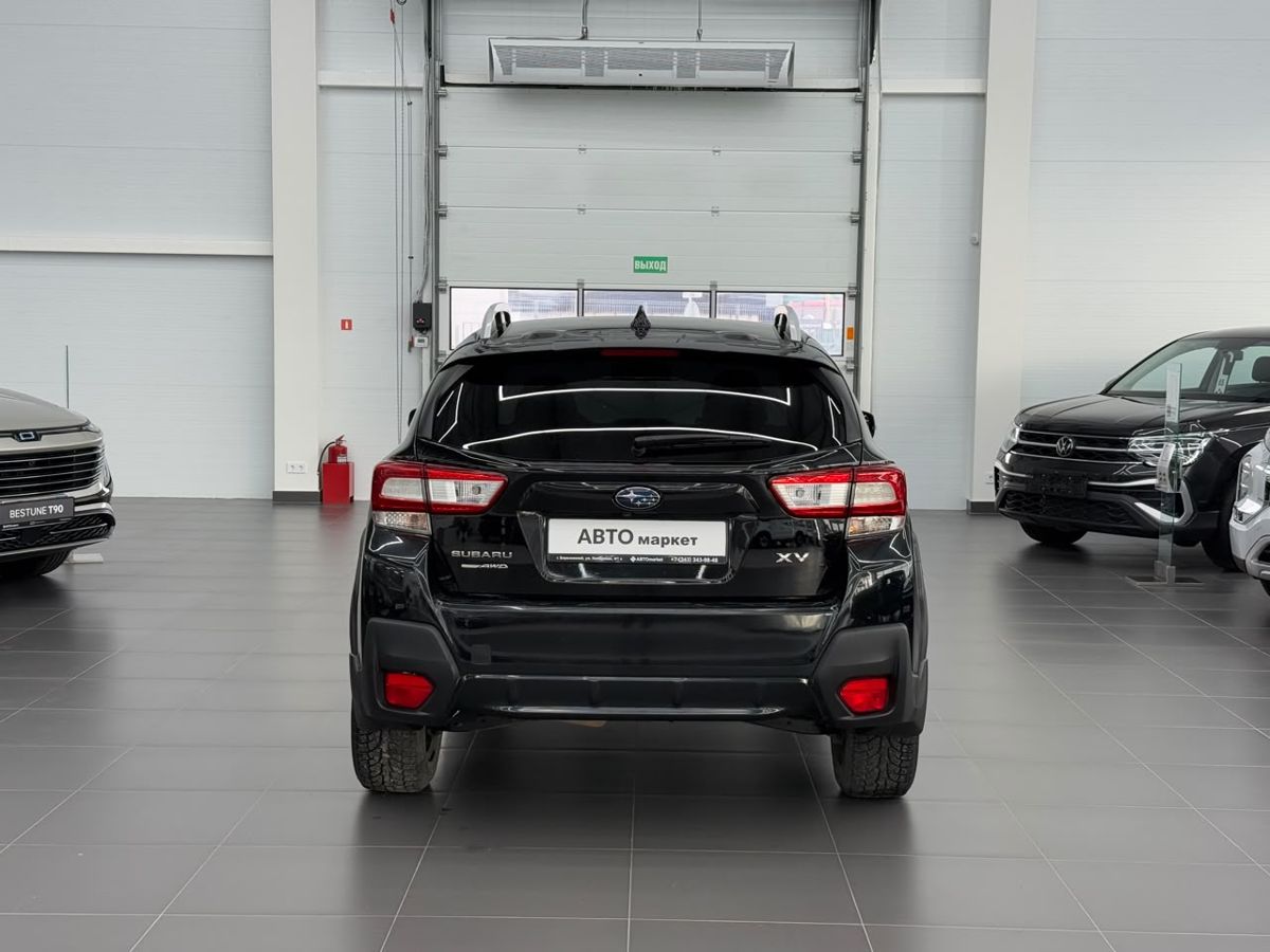 Subaru XV II 2.0 CVT (150 л.с.) 4WD Elegance 2018 — фото 3