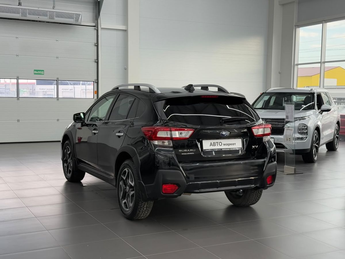 Subaru XV II 2.0 CVT (150 л.с.) 4WD Elegance 2018 — фото 2