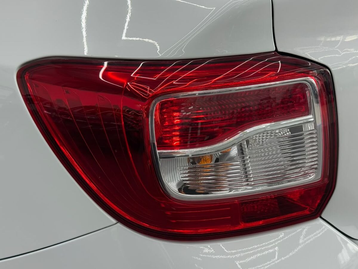 Renault Logan II Рестайлинг 1.6 MT (82 л.с.) Drive 2021 — фото 3