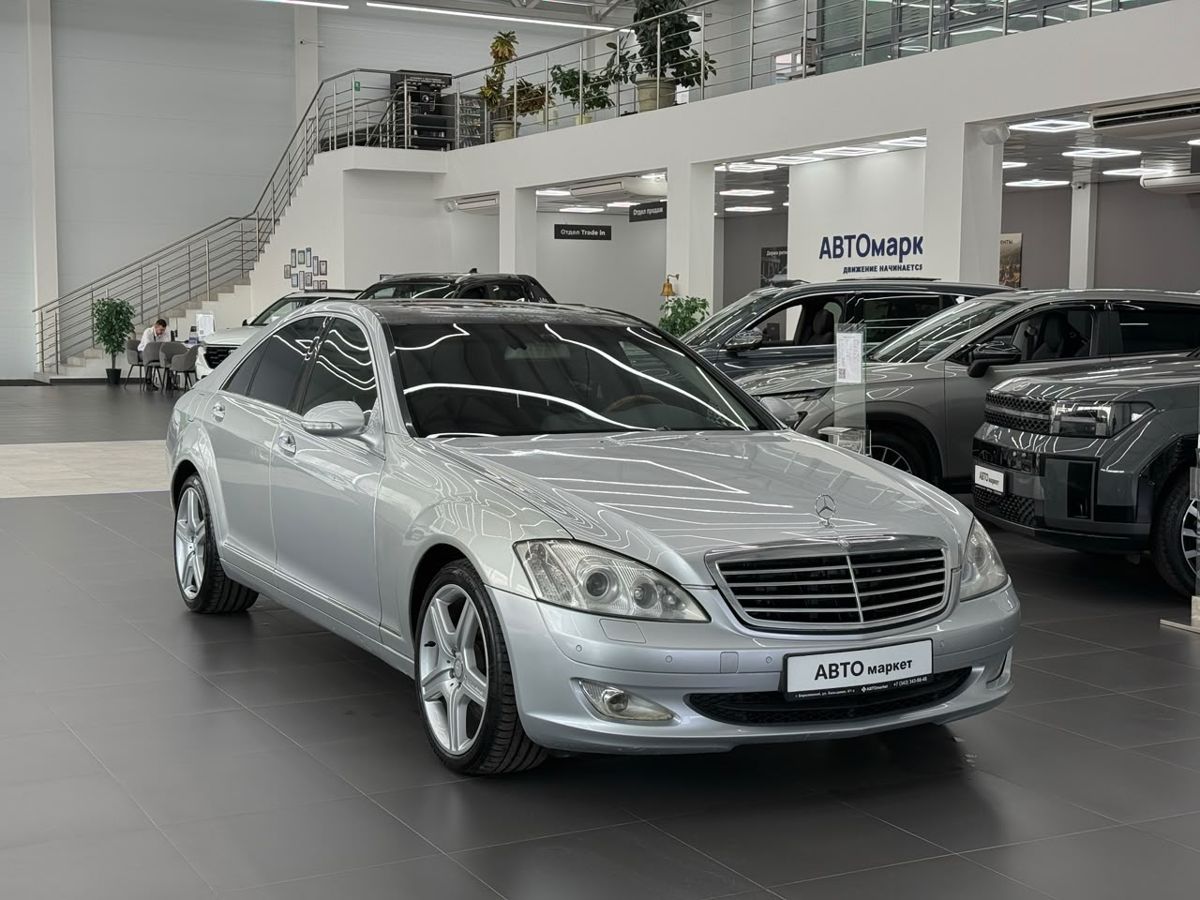 Mercedes-Benz S-Класс V (W221) 500 5.5 AT (388 л.с.) 4WD S 500 4MATIC 2007
