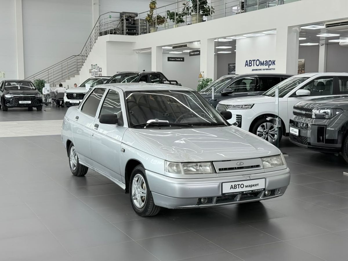 Lada (ВАЗ) 2110 1.5 MT (79 л.с.) 2004