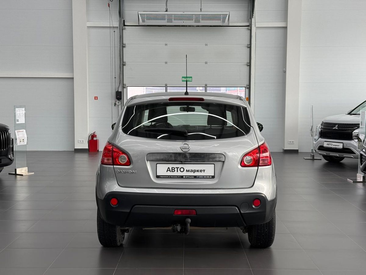 Nissan Qashqai I 2.0 MT (141 л.с.) 4WD 2008 — фото 3