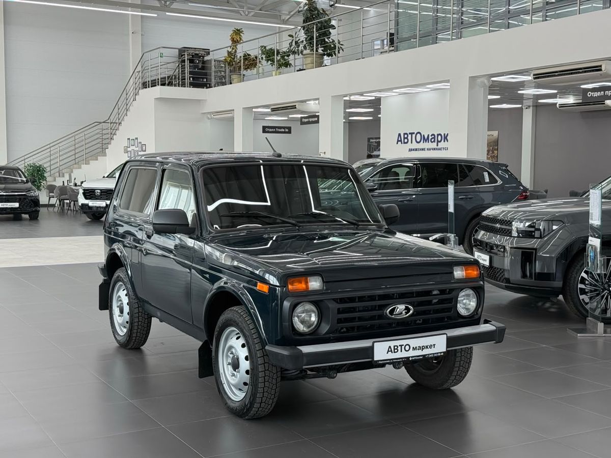 Lada (ВАЗ) Niva Legend I Euro-2 1.7 MT (83 л.с.) 4WD Luxe (Euro 2) 2023