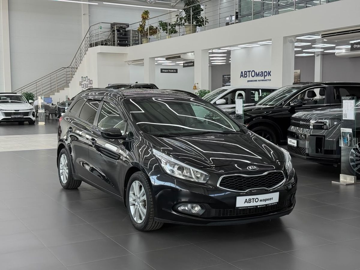 Kia Ceed II 1.6 AT (129 л.с.) 2014