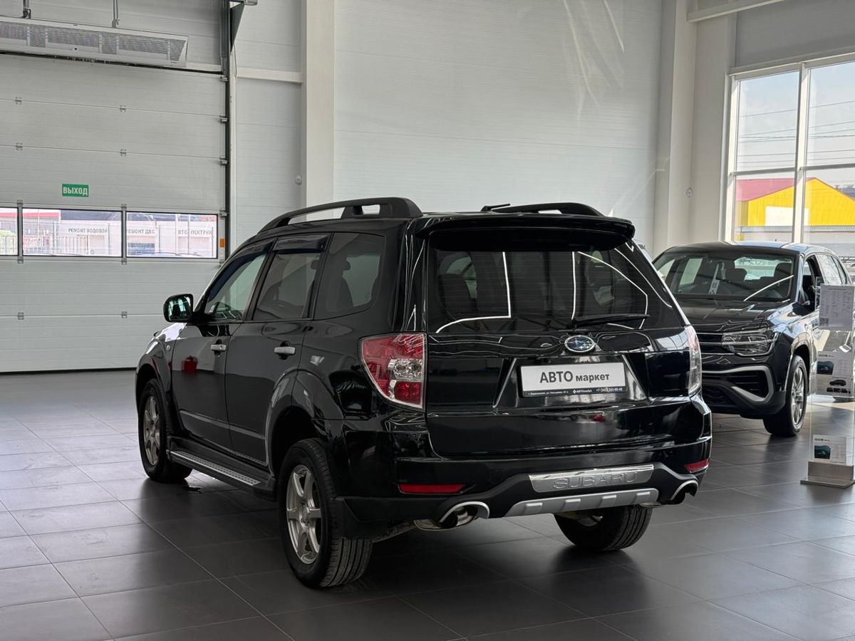 Subaru Forester III 2.5 AT (172 л.с.) 4WD 2010 — фото 2
