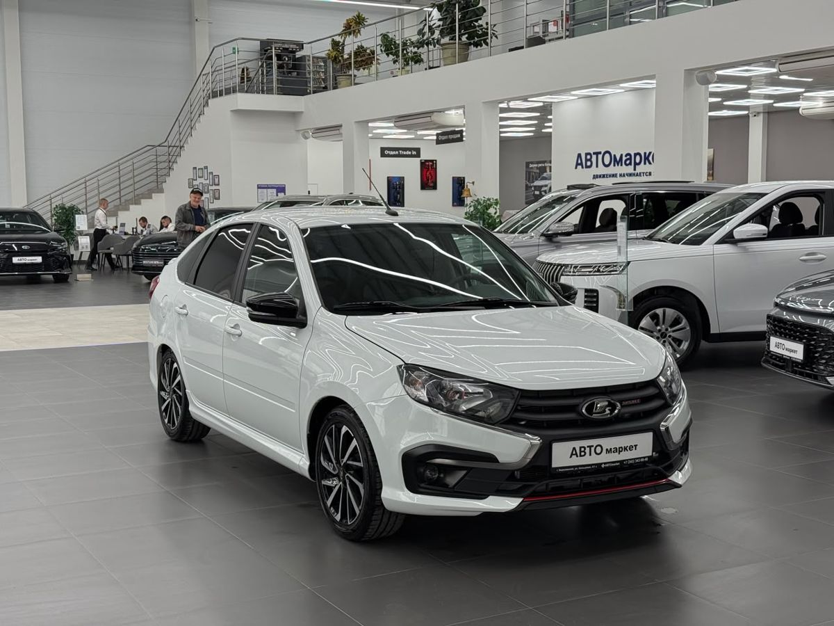 Lada (ВАЗ) Granta I Рестайлинг Sport 1.6 MT (118 л.с.) Комфорт 2025