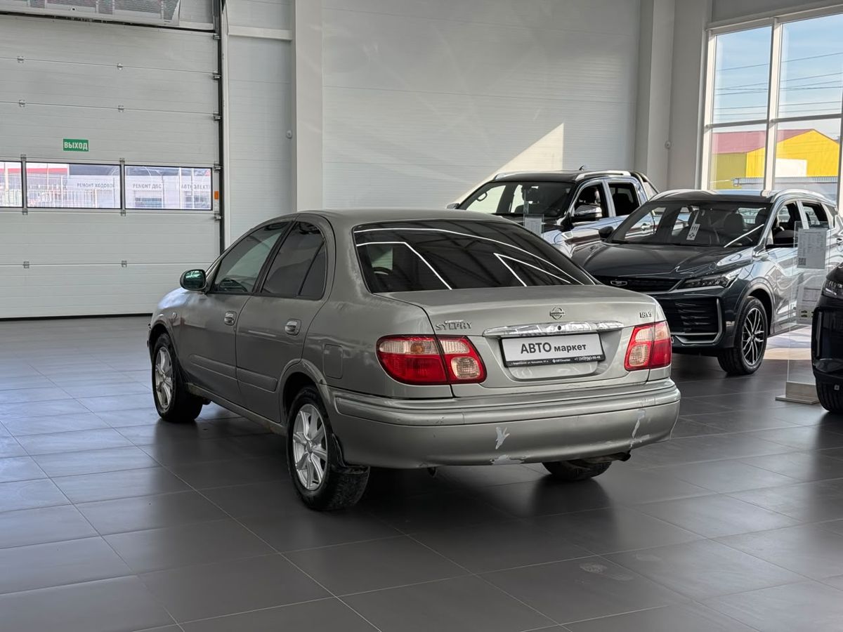 Nissan Bluebird Sylphy I (G10) 1.8 AT (120 л.с.) 2000 — фото 2