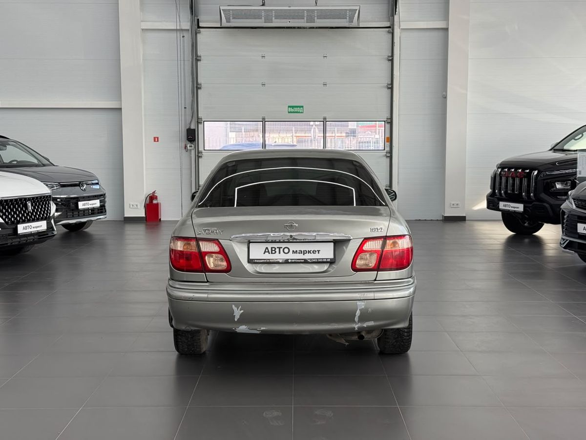 Nissan Bluebird Sylphy I (G10) 1.8 AT (120 л.с.) 2000 — фото 3