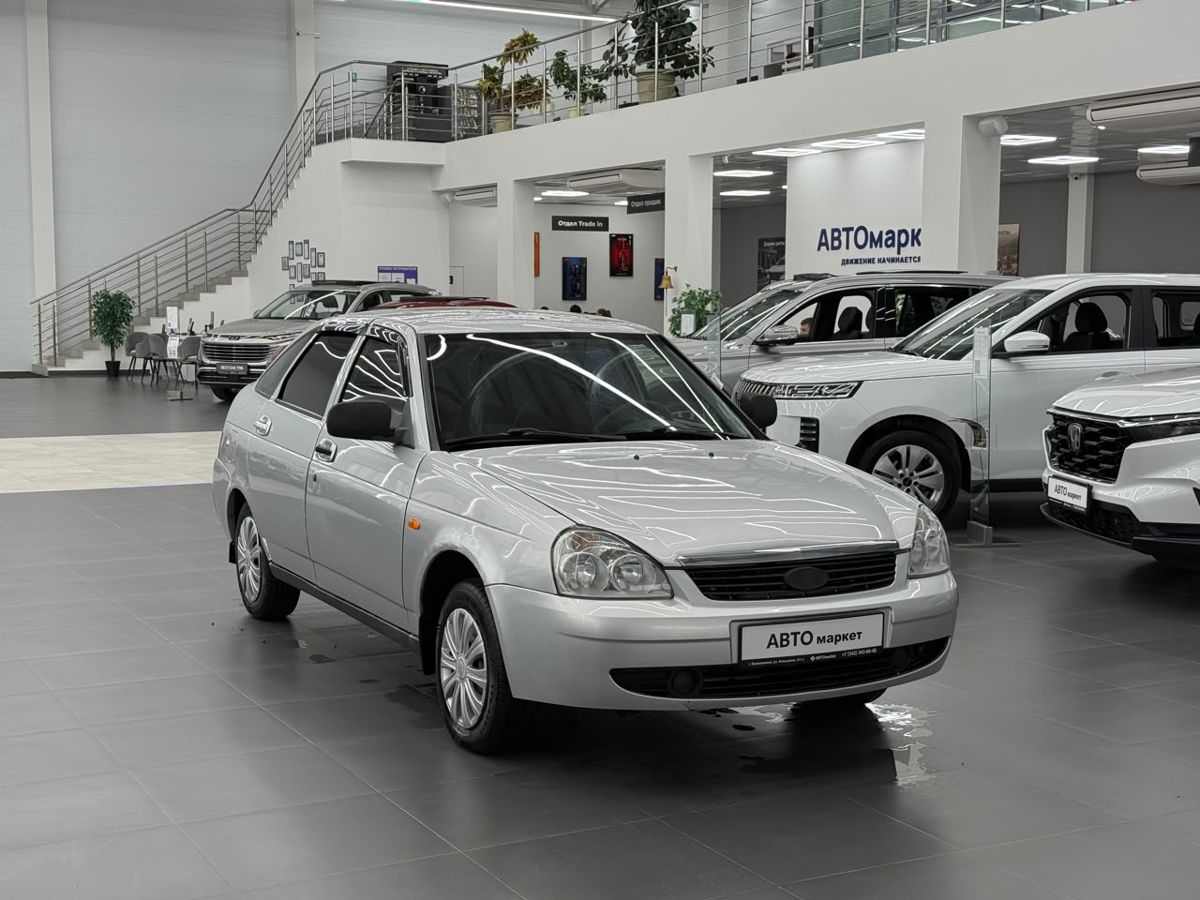 Lada (ВАЗ) Priora I 1.6 MT (98 л.с.) 2010