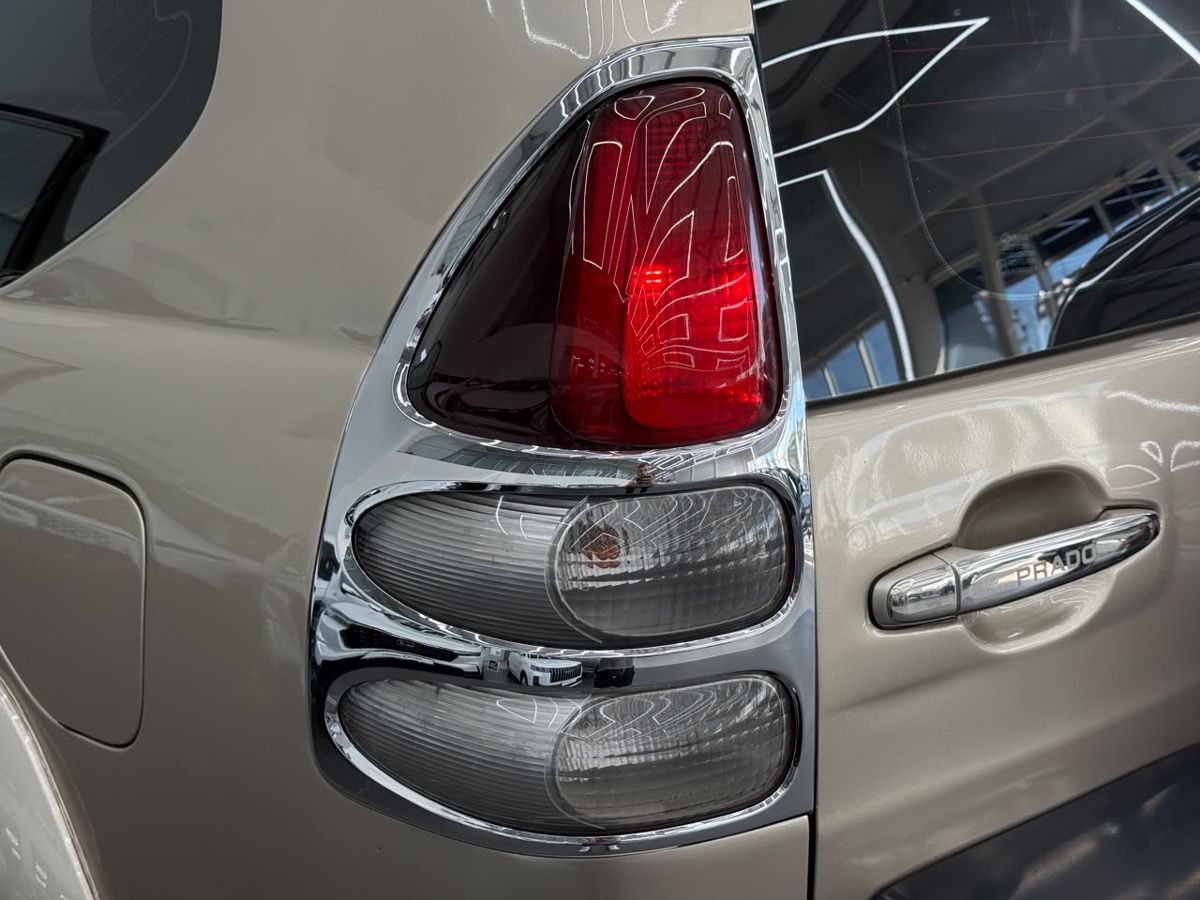 Toyota Land Cruiser Prado 120 Series 5-speed 4.0 AT (249 л.с.) 4WD 2006 — фото 3
