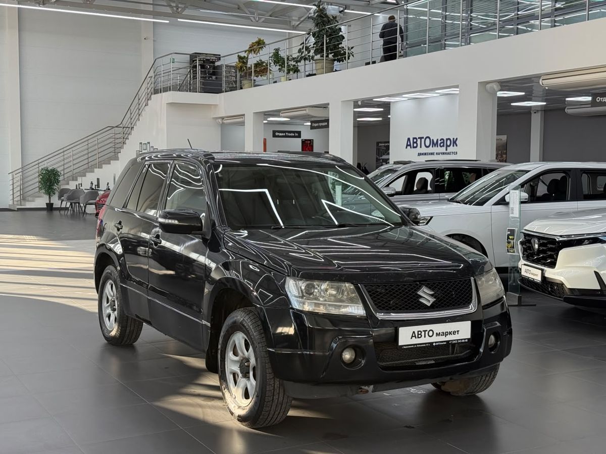 Suzuki Grand Vitara II Рестайлинг 2.0 MT (140 л.с.) 4WD JLX-A 2010