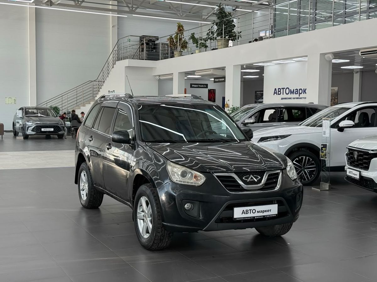 Chery Tiggo (T11) I Рестайлинг (FL) 2.0 MT (136 л.с.) 4WD Comfort 2013