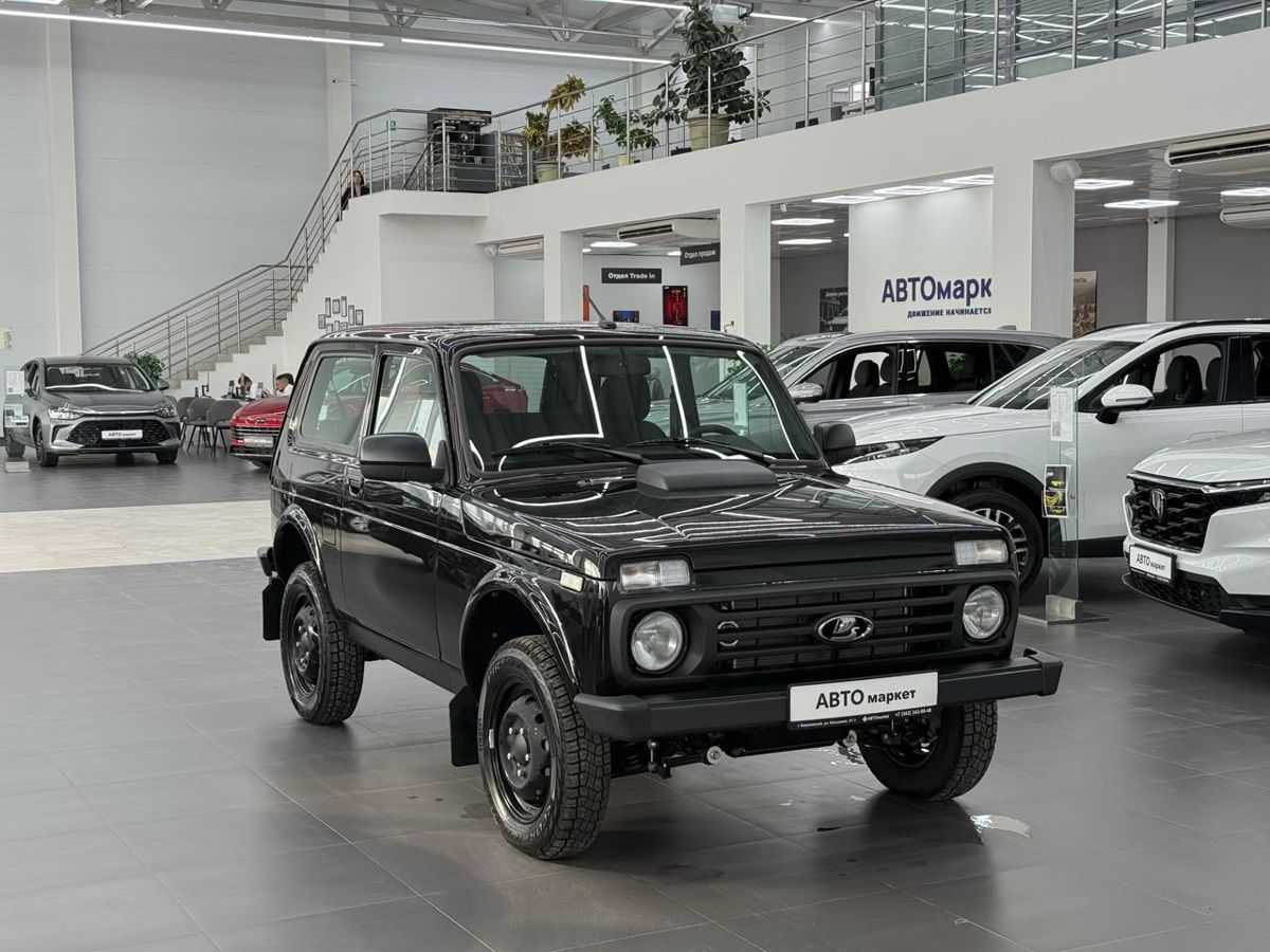 Lada (ВАЗ) Niva Legend I 1.7 MT (83 л.с.) 4WD 2026