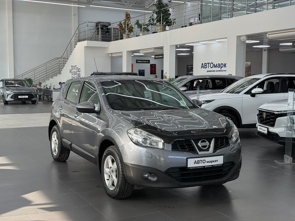 Nissan Qashqai I Рестайлинг 1.6 MT (114 л.с.) 2013
