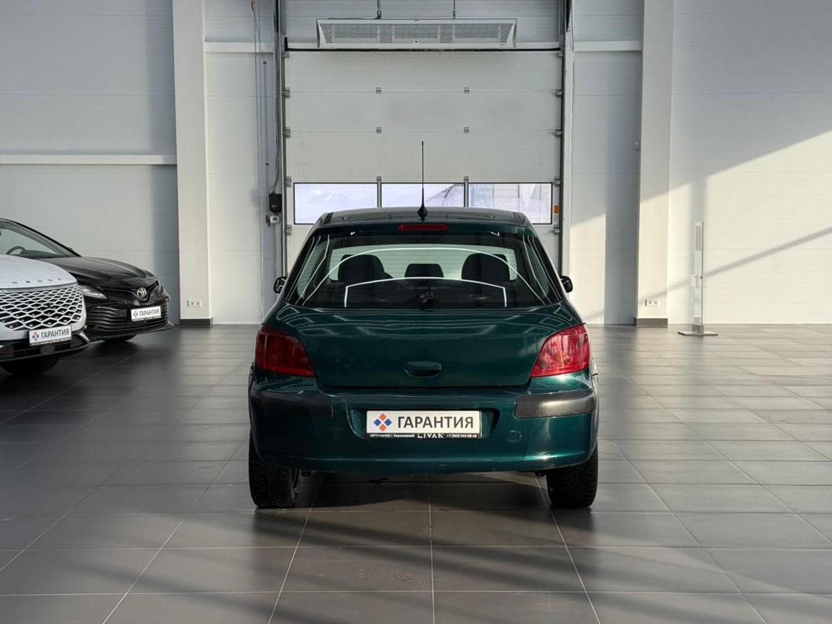 Peugeot 307 I 1.6 MT (109 л.с.) 2002 — фото 3