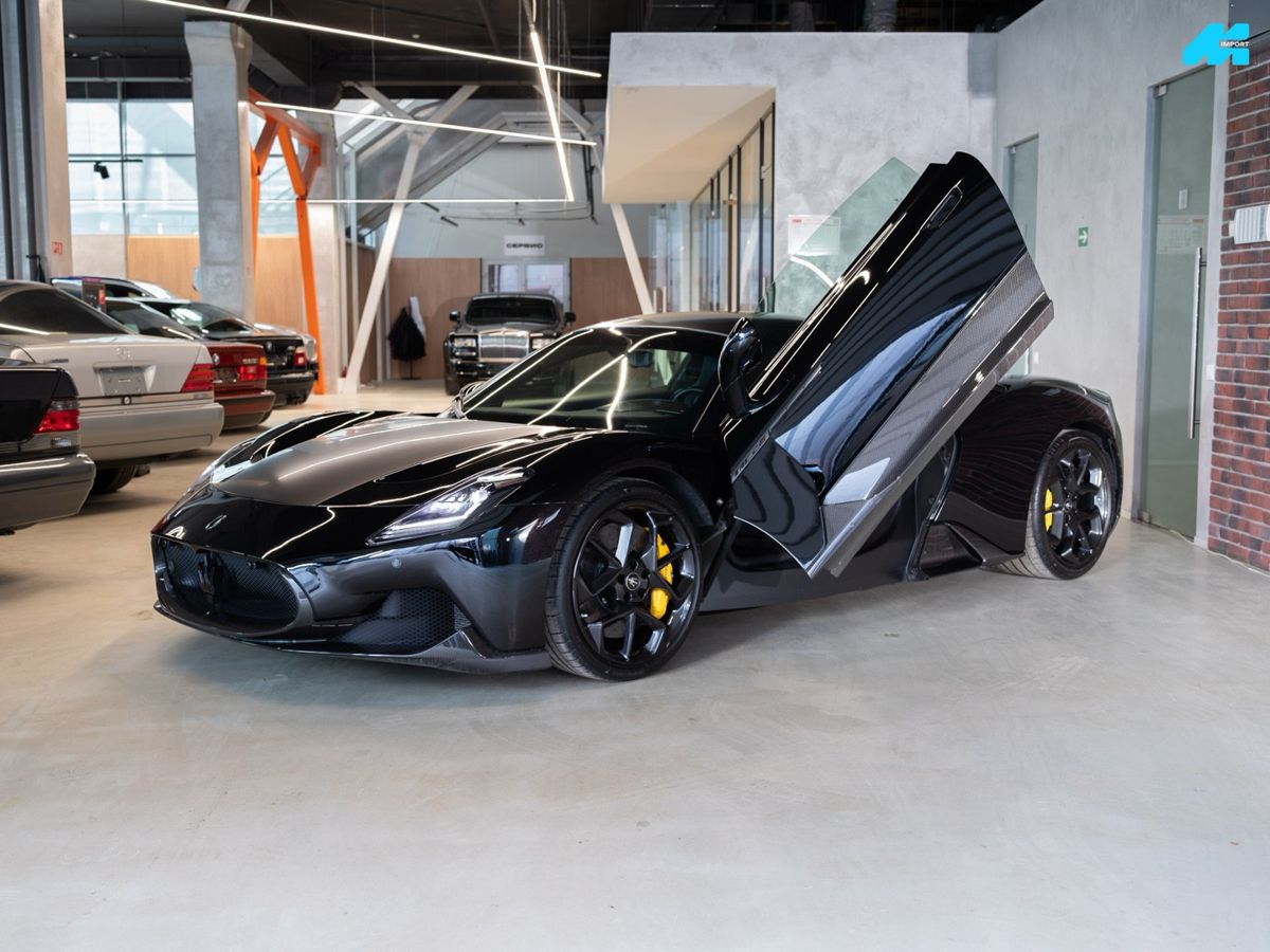 Maserati MC20 2021