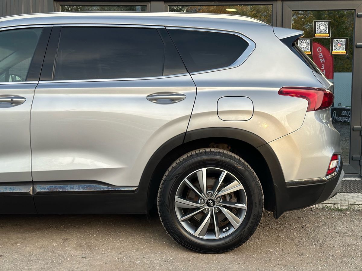 Hyundai Santa Fe IV 2.4 AT (188 л.с.) 4WD Premier 2019 — фото 5