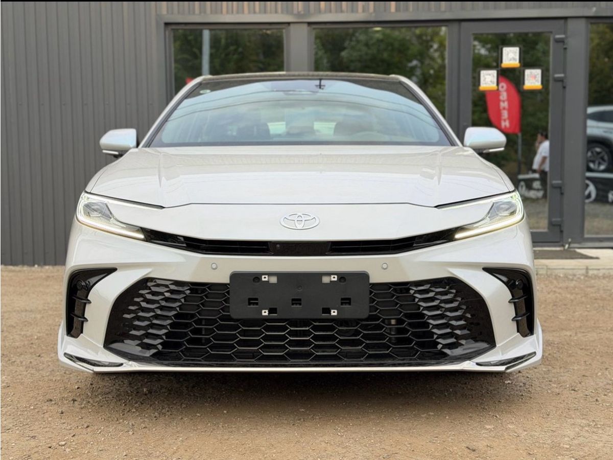 Toyota Camry IX (XV80) China Market Рестайлинг 2.0hyb CVT (231 л.с.) Sports Plus 2026 — фото 2