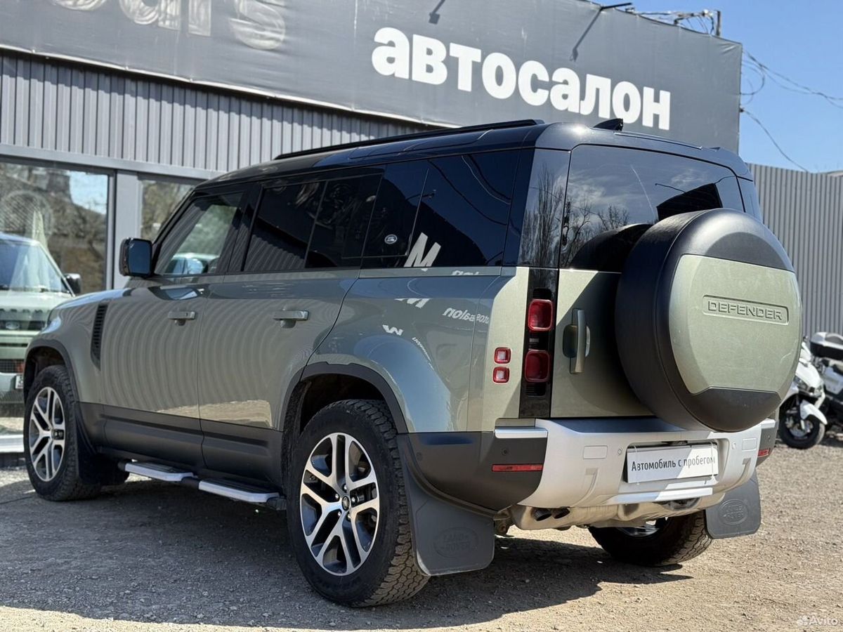 Land Rover Defender II 110 2.0d AT (200 л.с.) 4WD X-Dynamic SE 2020 — фото 4