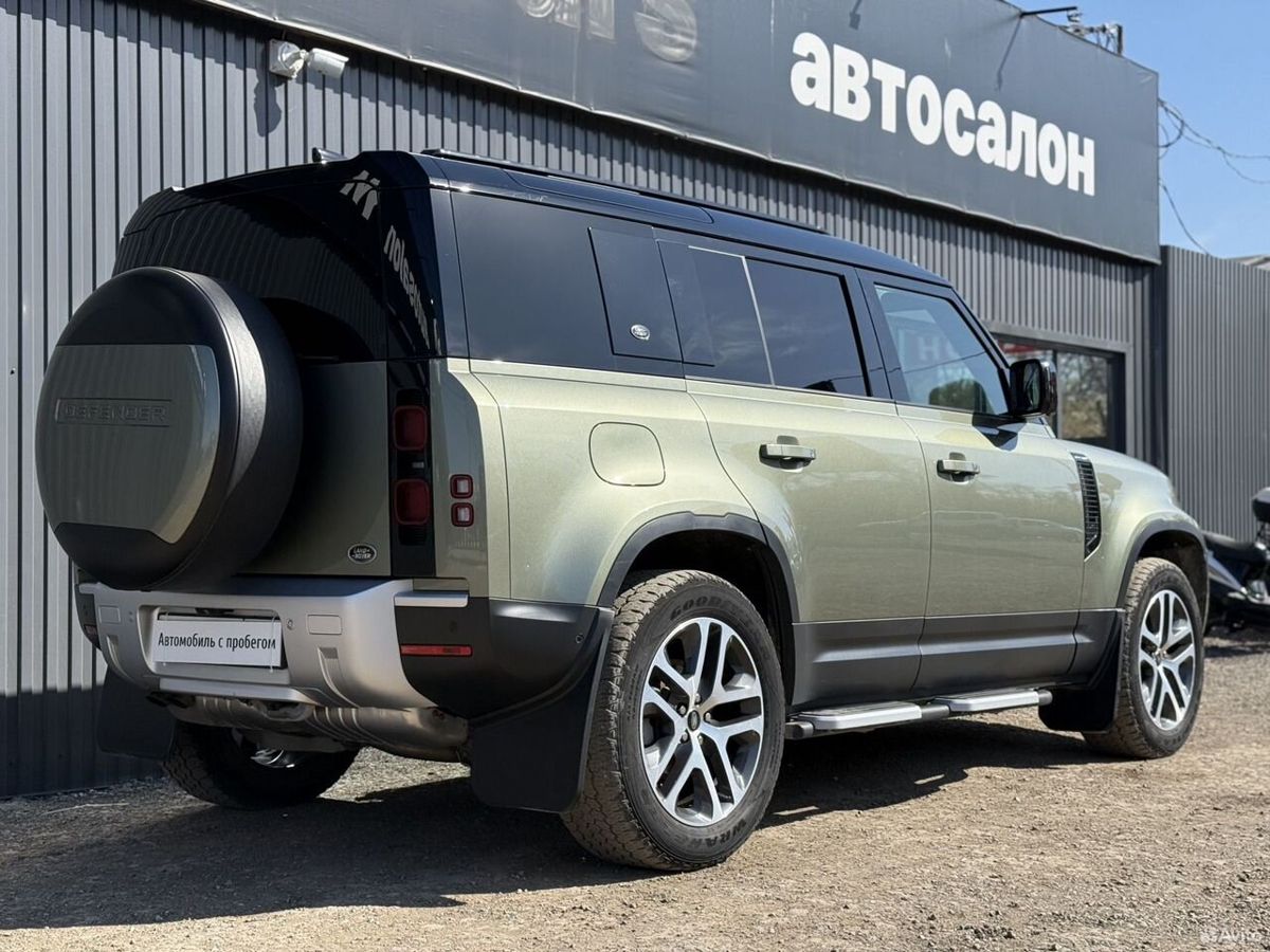 Land Rover Defender II 110 2.0d AT (200 л.с.) 4WD X-Dynamic SE 2020 — фото 7