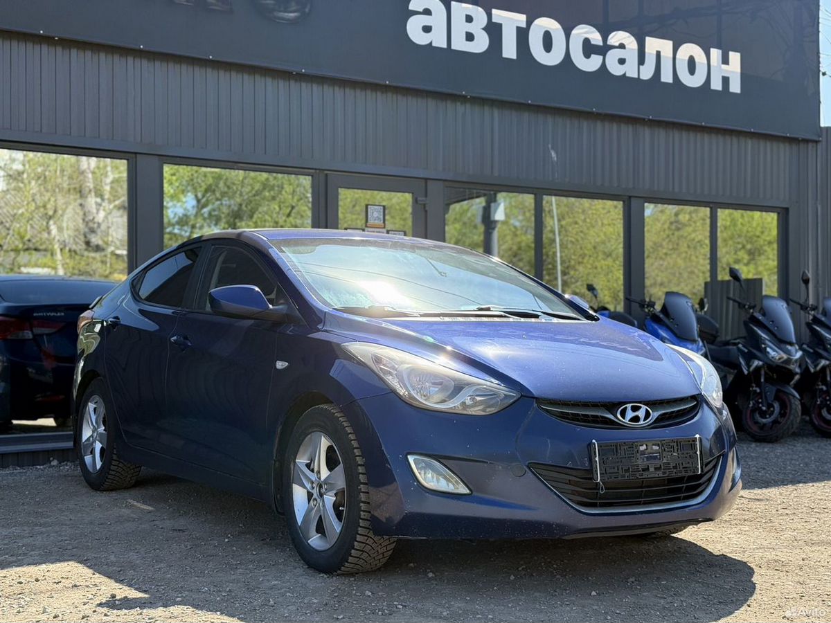 Hyundai Elantra V (MD) 1.6 MT (132 л.с.) Comfort 2012 — купить в Самаре
