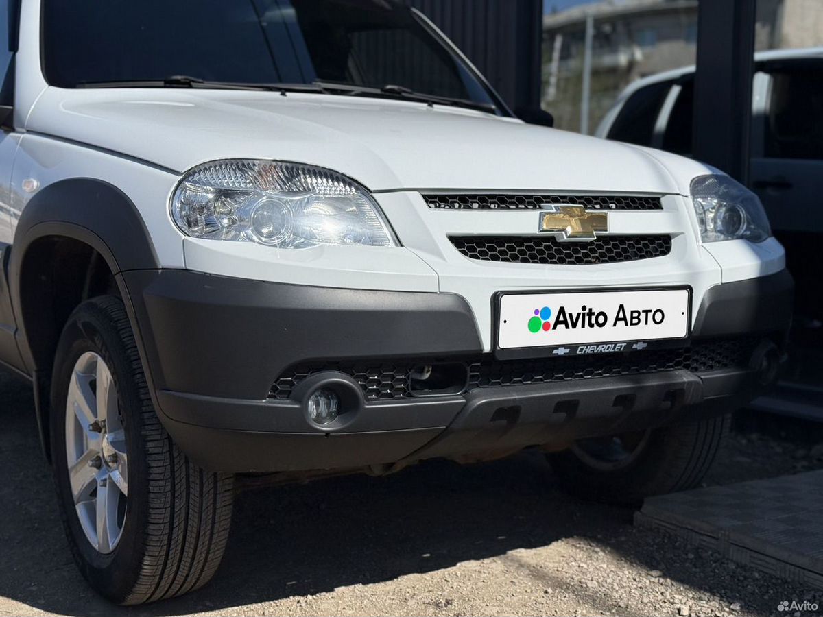 Chevrolet Niva I Рестайлинг 1.7 MT (80 л.с.) 4WD LE+ 2017 — фото 9