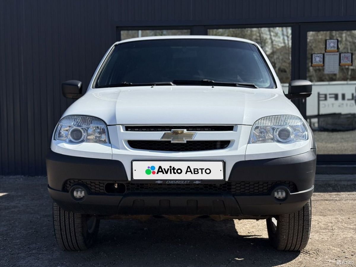 Chevrolet Niva I Рестайлинг 1.7 MT (80 л.с.) 4WD LE+ 2017 — фото 2