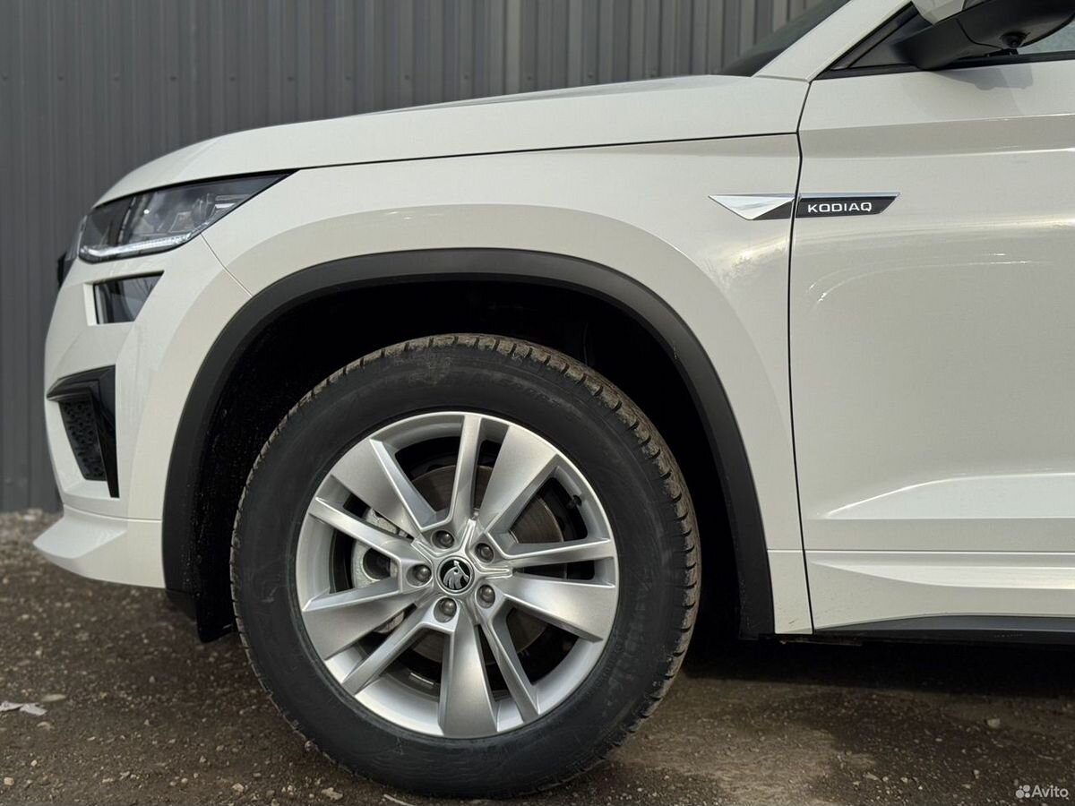 Skoda Kodiaq I Рестайлинг 2.0 AMT (186 л.с.) Luxury (5 seats) 2025 — фото 10
