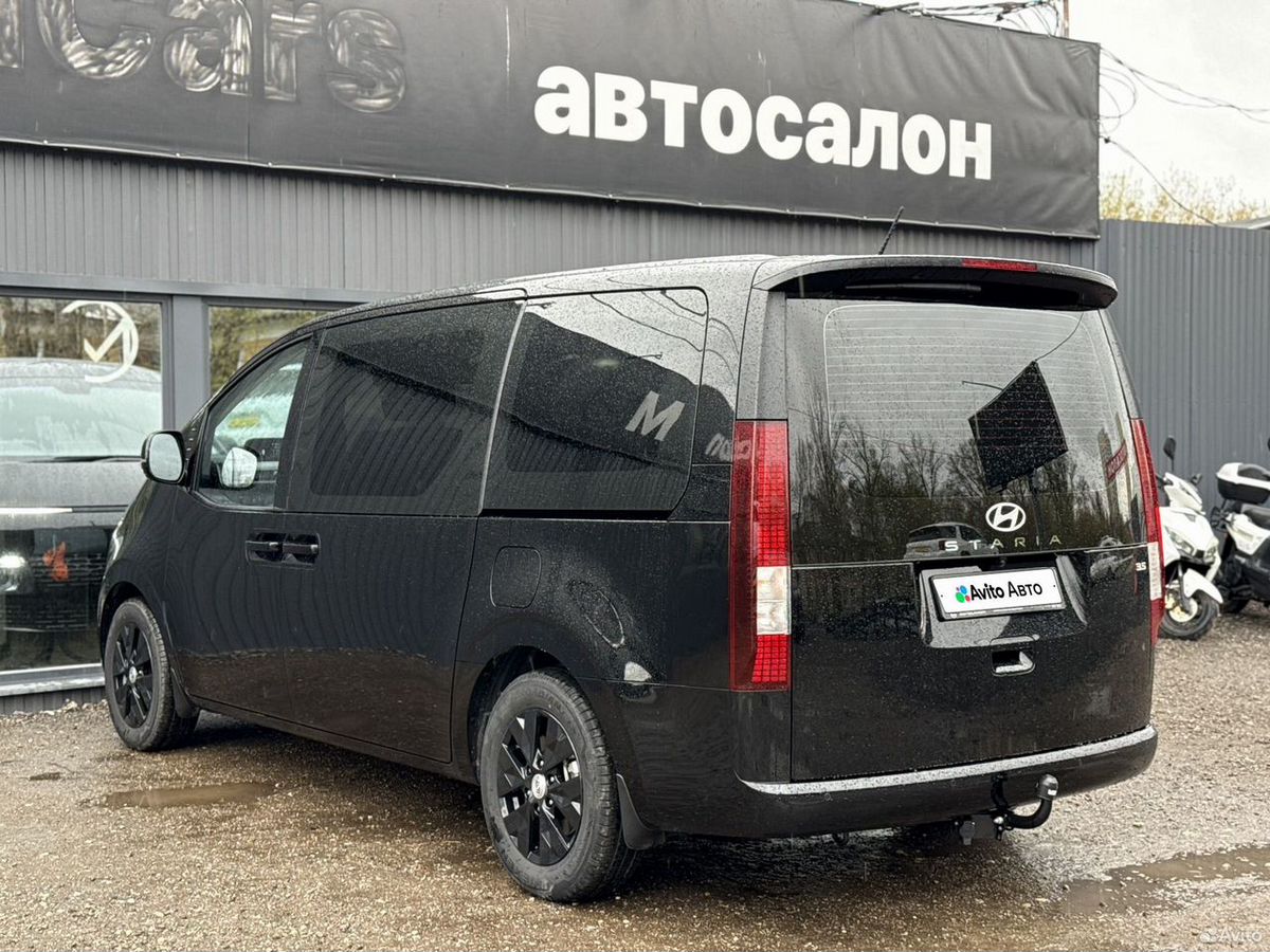 Hyundai Staria I 3.5 AT (249 л.с.) High-Tech 2024 — фото 4
