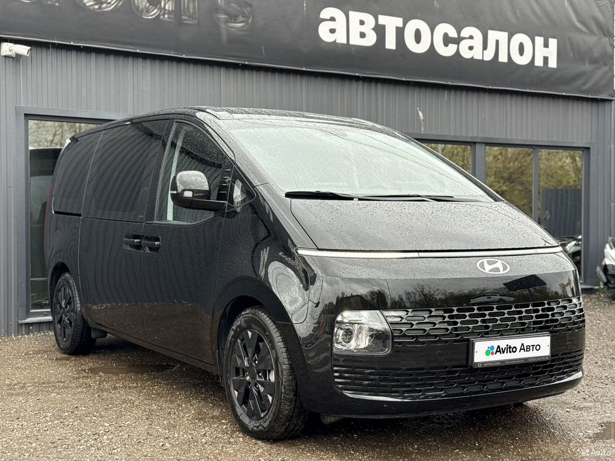 Hyundai Staria I 3.5 AT (249 л.с.) High-Tech 2024 — фото 1