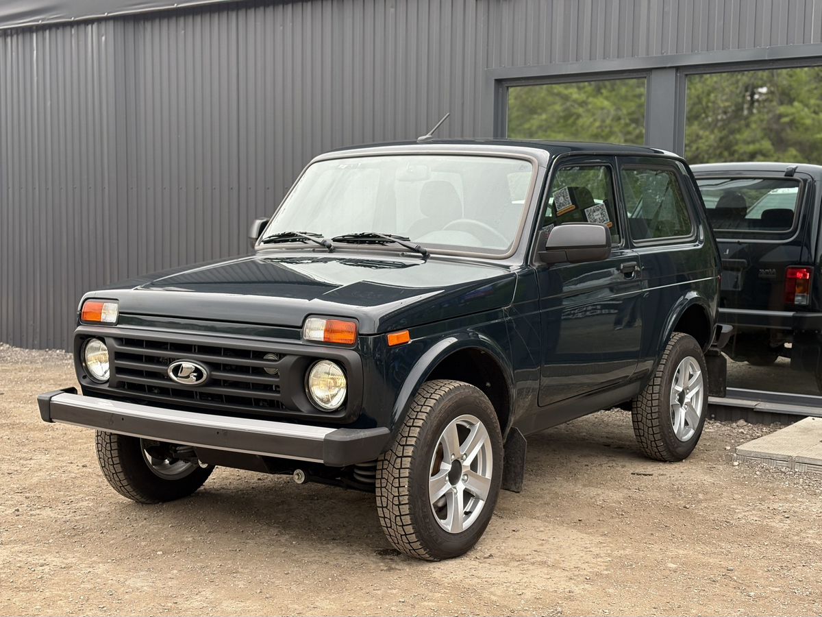 Lada (ВАЗ) Niva Legend I 1.7 MT (83 л.с.) 4WD Luxe Кондиционер 2023 — фото 3